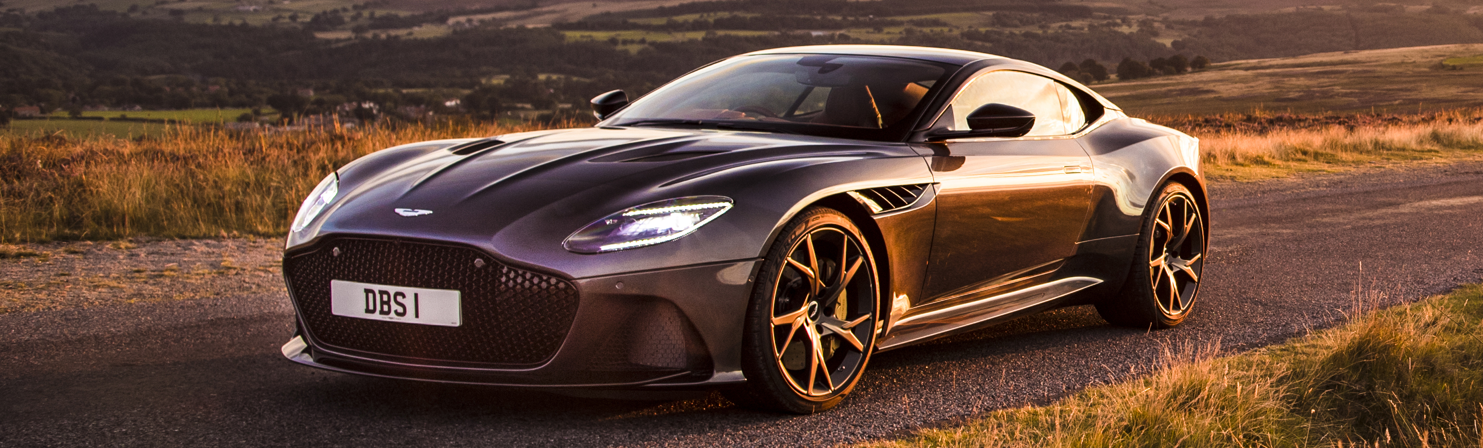 Aston Martin DBS Coupé Superleggera Aston Martin DBS Coupé Superleggera