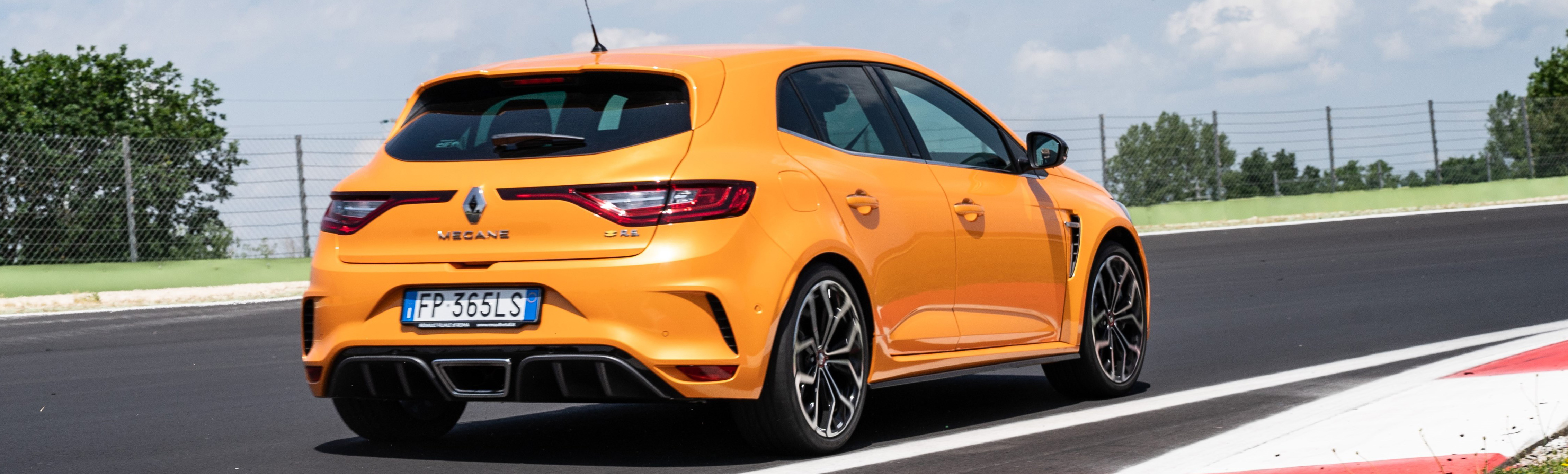 Renault Megane R.S. Renault Megane R.S.