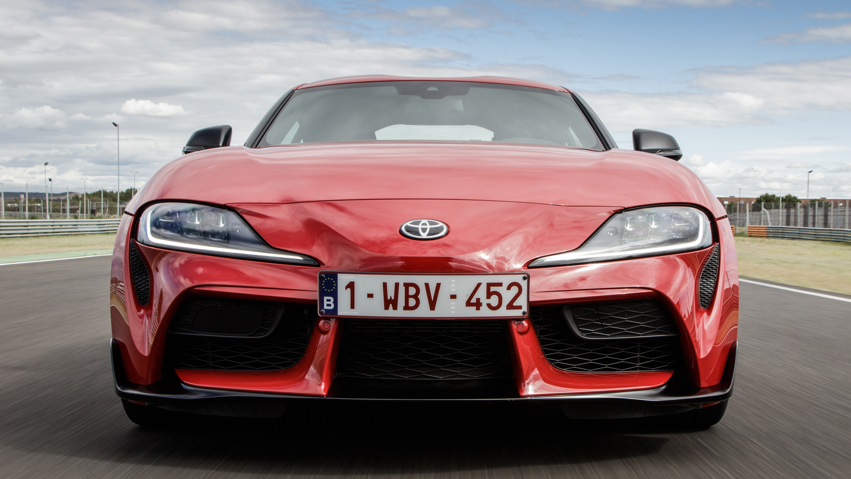 toyota-supra2019red-8-895466