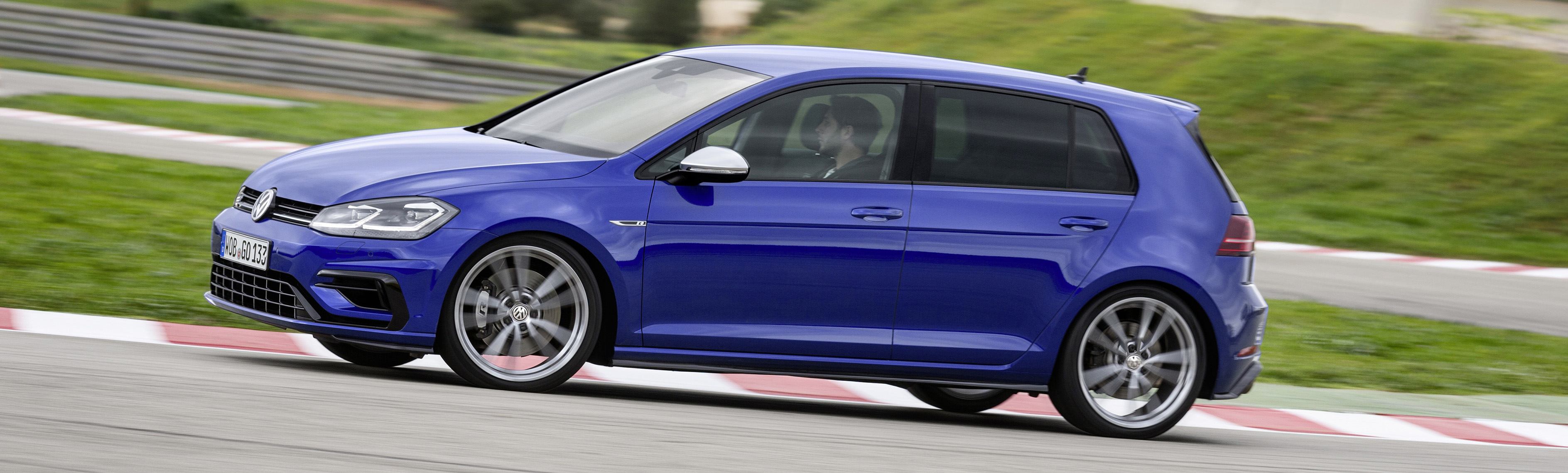 Volkswagen Golf 7 R Volkswagen Golf 7 R