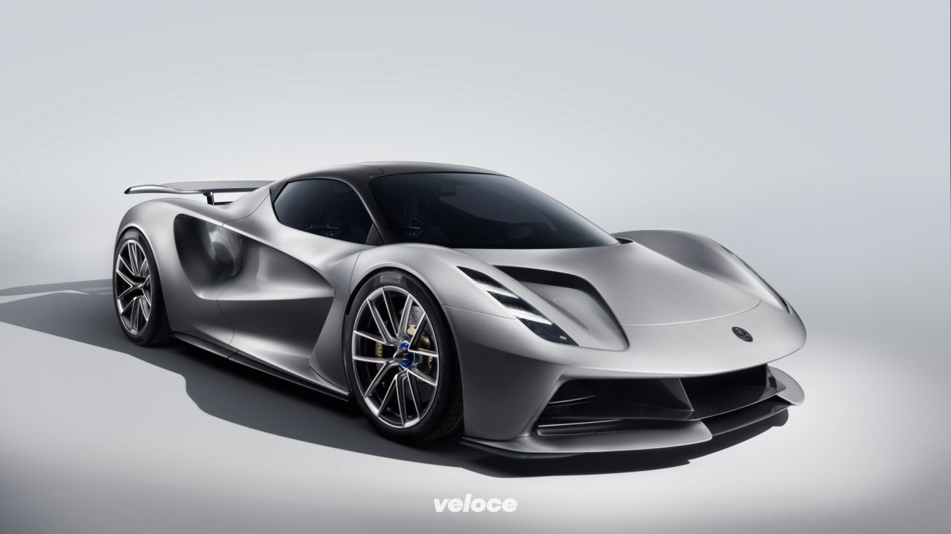 Lotus Evija: da Hethel a 300 all’ora appena 9″ Lotus Evija: da Hethel a 300 all’ora appena 9″