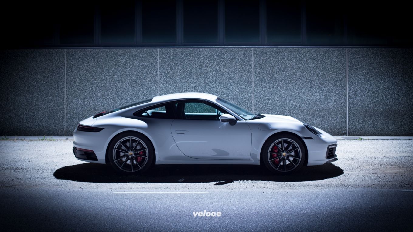 La Porsche 911. E la febbre del sabato sera La Porsche 911. E la febbre del sabato sera