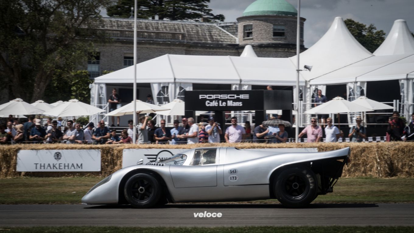 Goodwood FOS: con dedica alle beniamine della velocità Goodwood FOS: con dedica alle beniamine della velocità