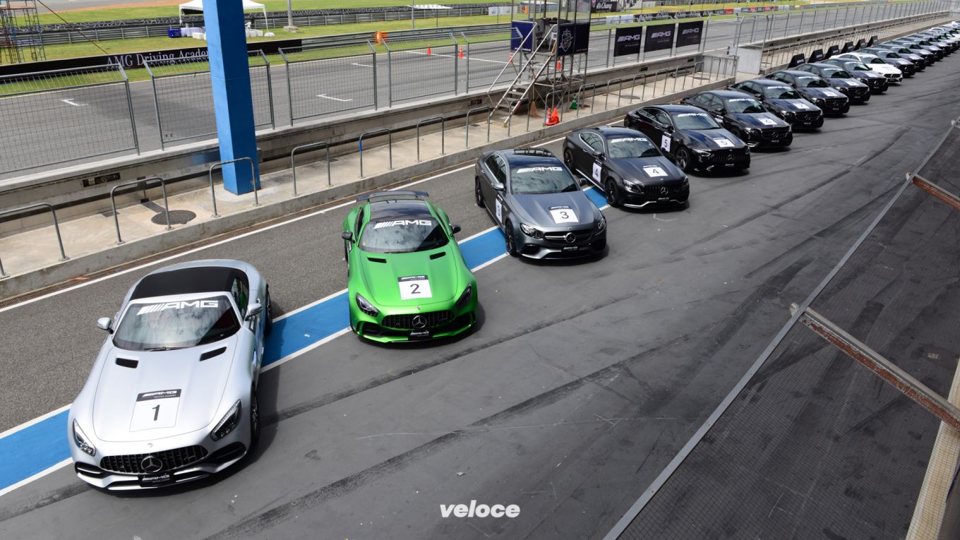 L’Amg Driving Academy con gli occhi a mandorla L’Amg Driving Academy con gli occhi a mandorla