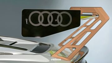 audi-r8lmsgt2A198292_large audi-r8lmsgt2A198292_large