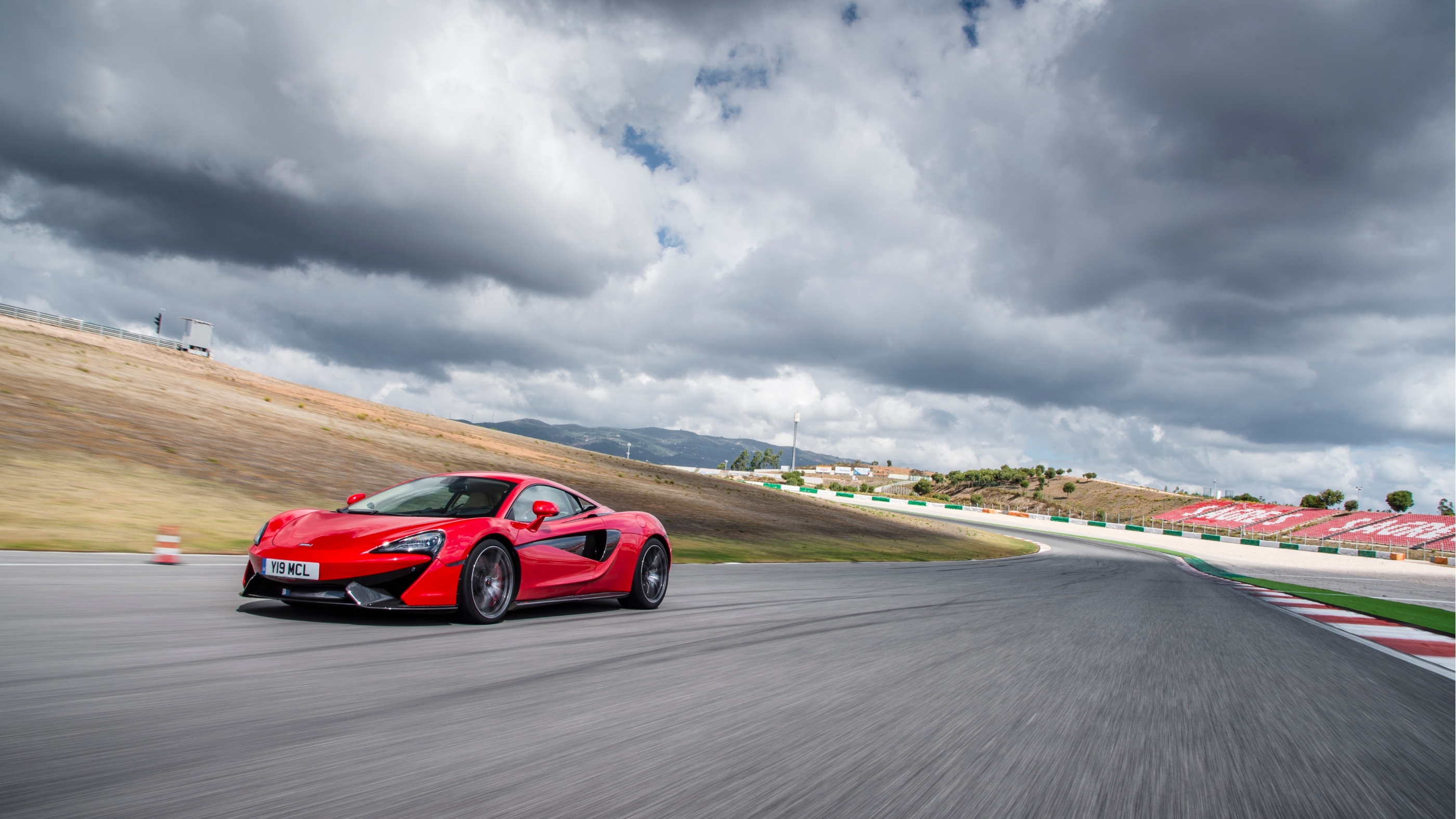 Large-5935-McLaren570SCoupe