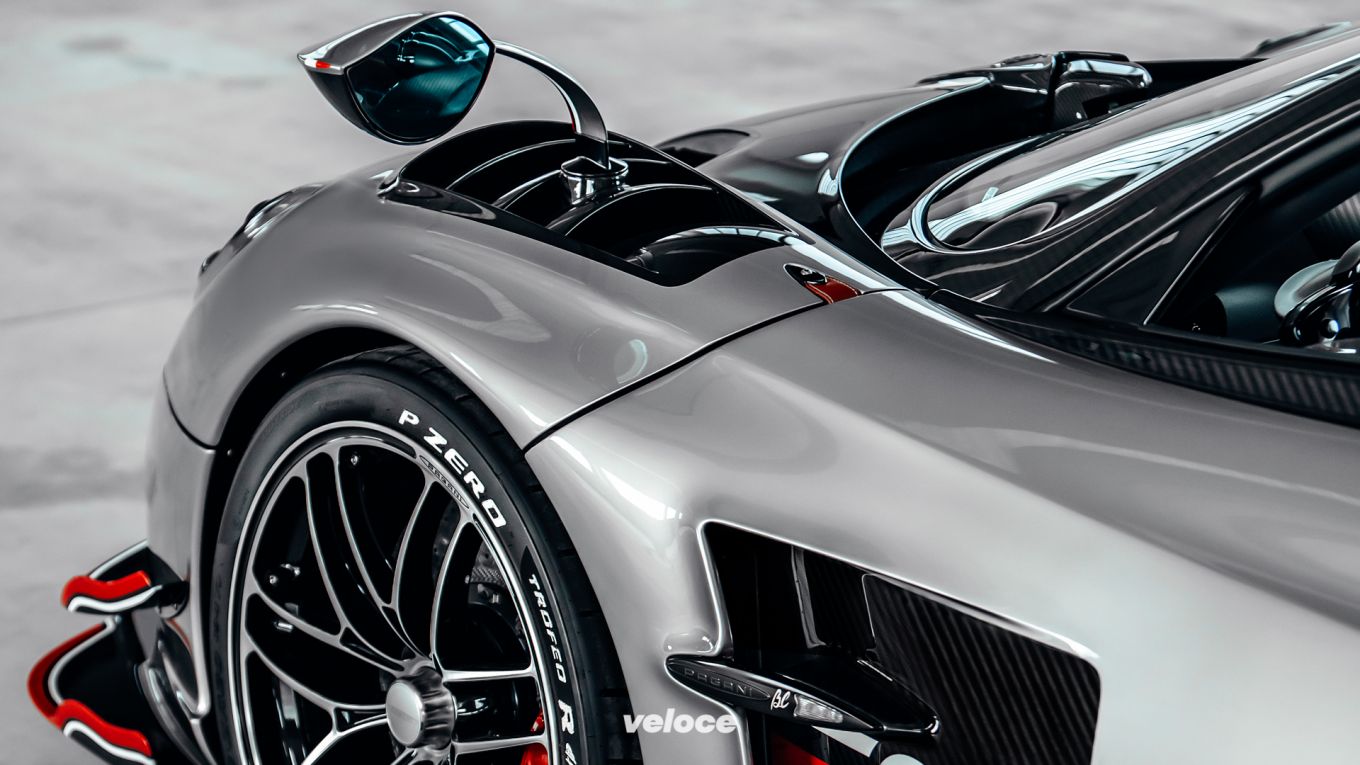 Pirelli: il pneumatico ad hoc per la Pagani Pirelli: il pneumatico ad hoc per la Pagani