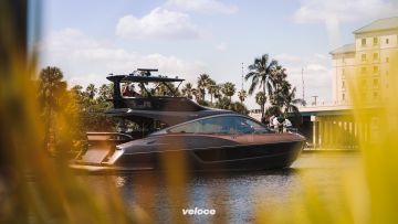 Lexus LY 650: lusso oltre la strada Lexus LY 650: lusso oltre la strada