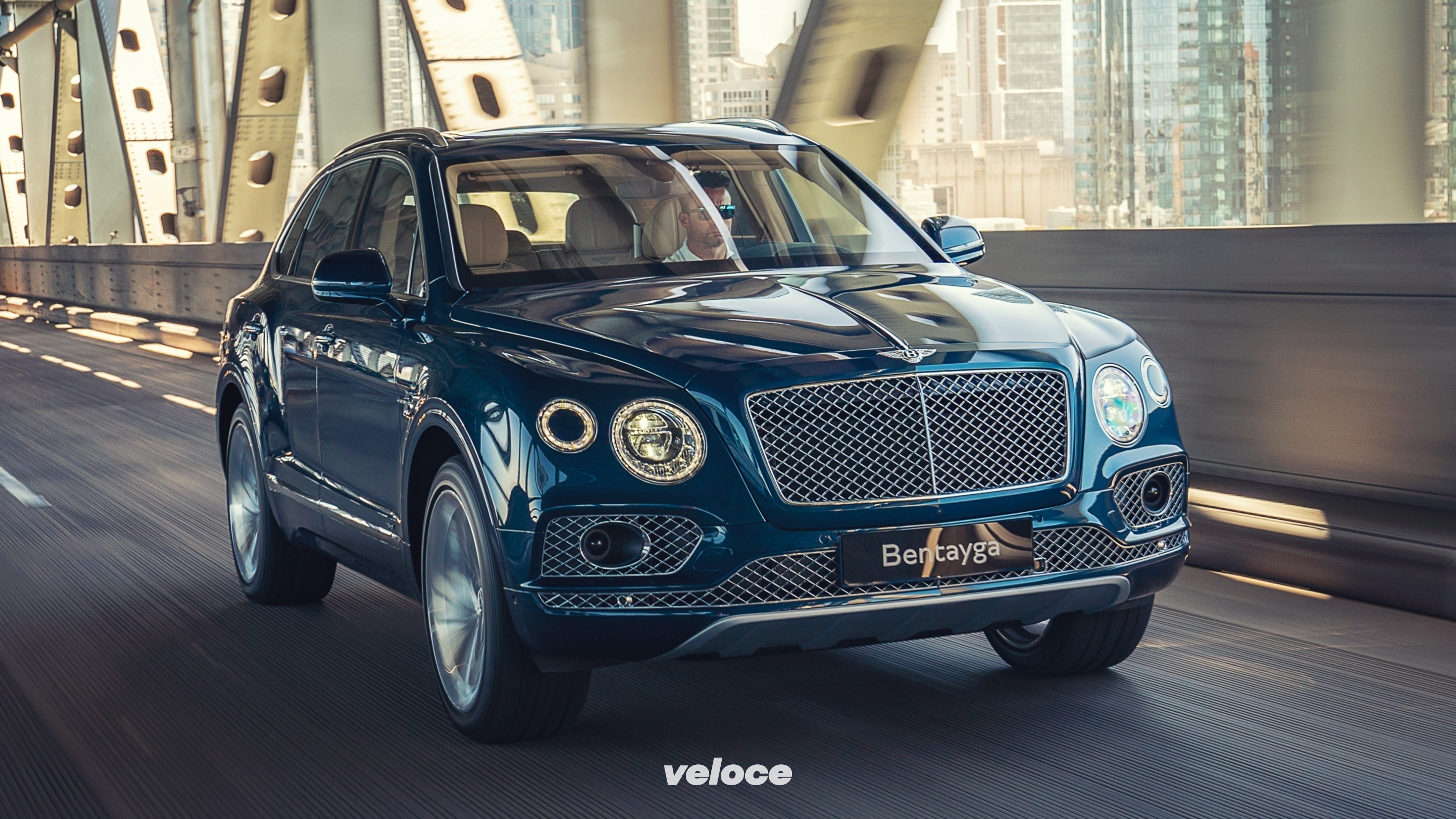 RP - Bentley Bentayga Hybrid-25