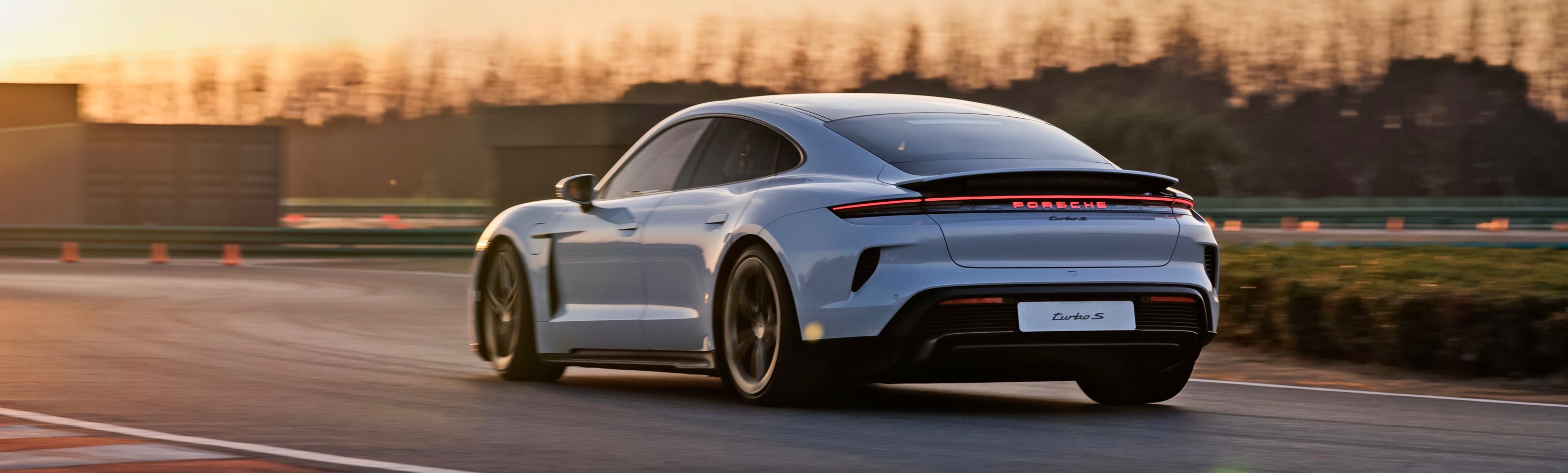 Porsche Taycan Turbo S restyling Porsche Taycan Turbo S restyling