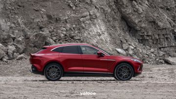 Aston Martin DBX_06