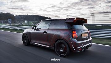 P90352783_highRes_mini-john-cooper-wor