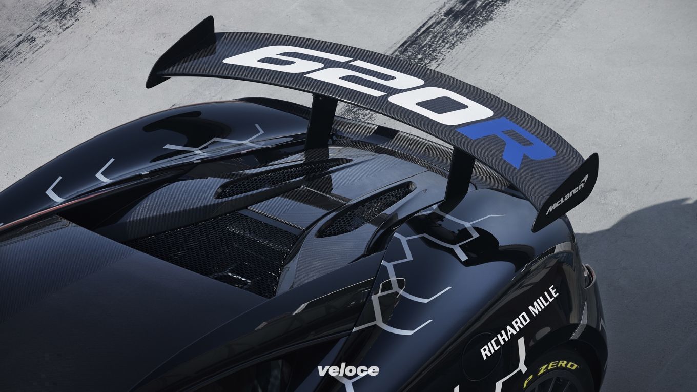 McLaren 620R: una GT4 omologata per la strada McLaren 620R: una GT4 omologata per la strada