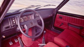 renault-5-alpine-1976-interni