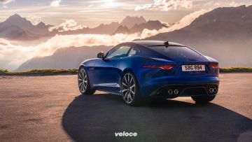 Jag_F-TYPE_R_21MY_Velocity_Blue_Reveal_Switzerland_02.12.19_02