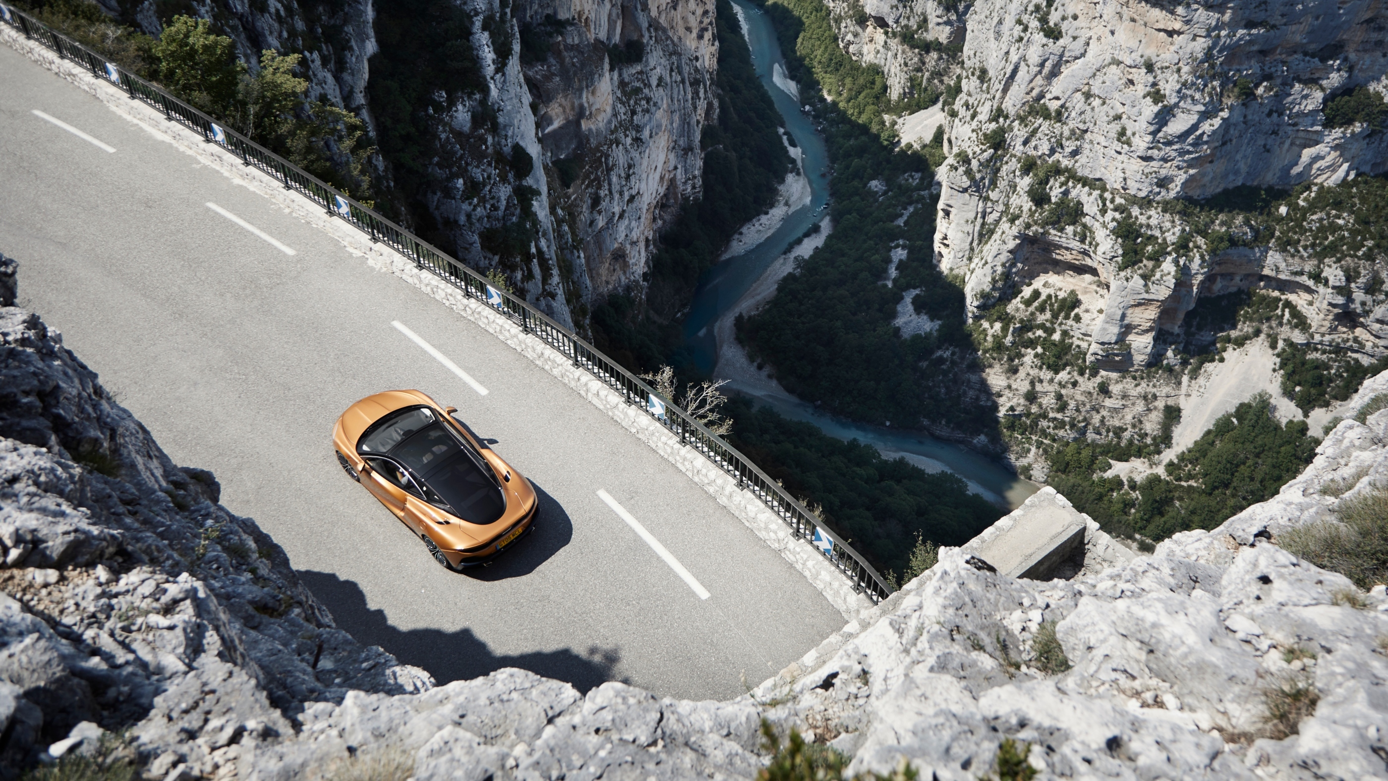 Large-11496-McLaren-GT-Global-Test-Drive---Burnished-Copper