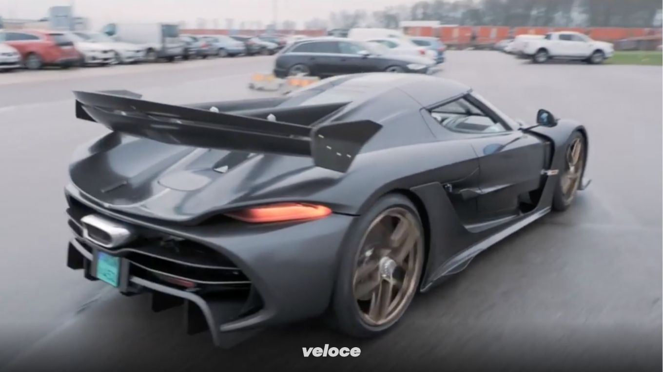 Koenigsegg Jesko: i primi passi del prototipo Koenigsegg Jesko: i primi passi del prototipo