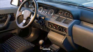 renault-clio-16v-volante renault-clio-16v-volante