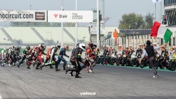 03 Moto Guzzi Fast Endurance 2019 - start 03 Moto Guzzi Fast Endurance 2019 - start