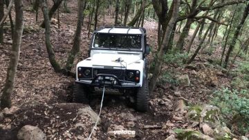 land-rover-defender-offorad land-rover-defender-offorad