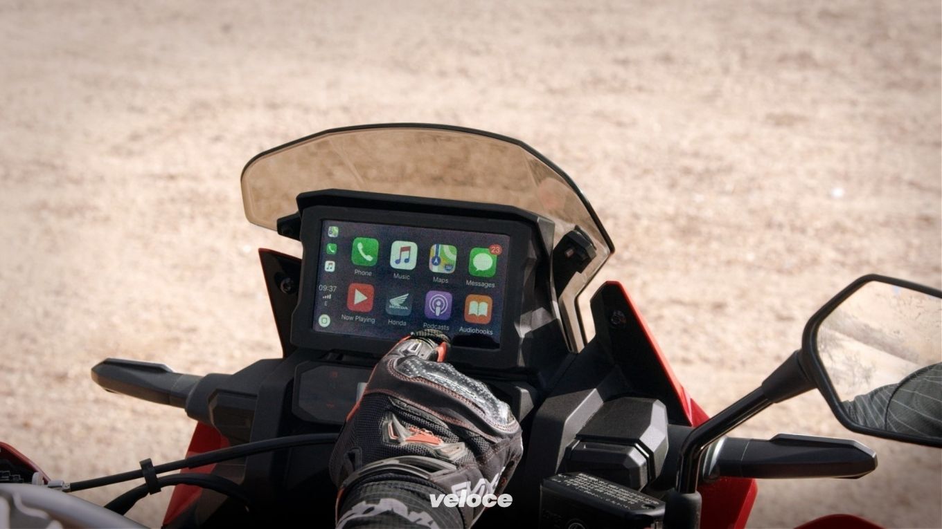 Africa Twin: il cruscotto digitale si scopre da casa Africa Twin: il cruscotto digitale si scopre da casa