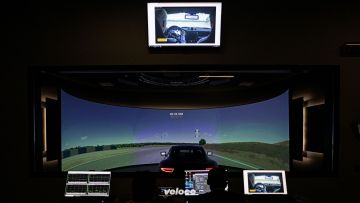 CONTROL ROOM - SIMULATORE PIRELLI CONTROL ROOM - SIMULATORE PIRELLI