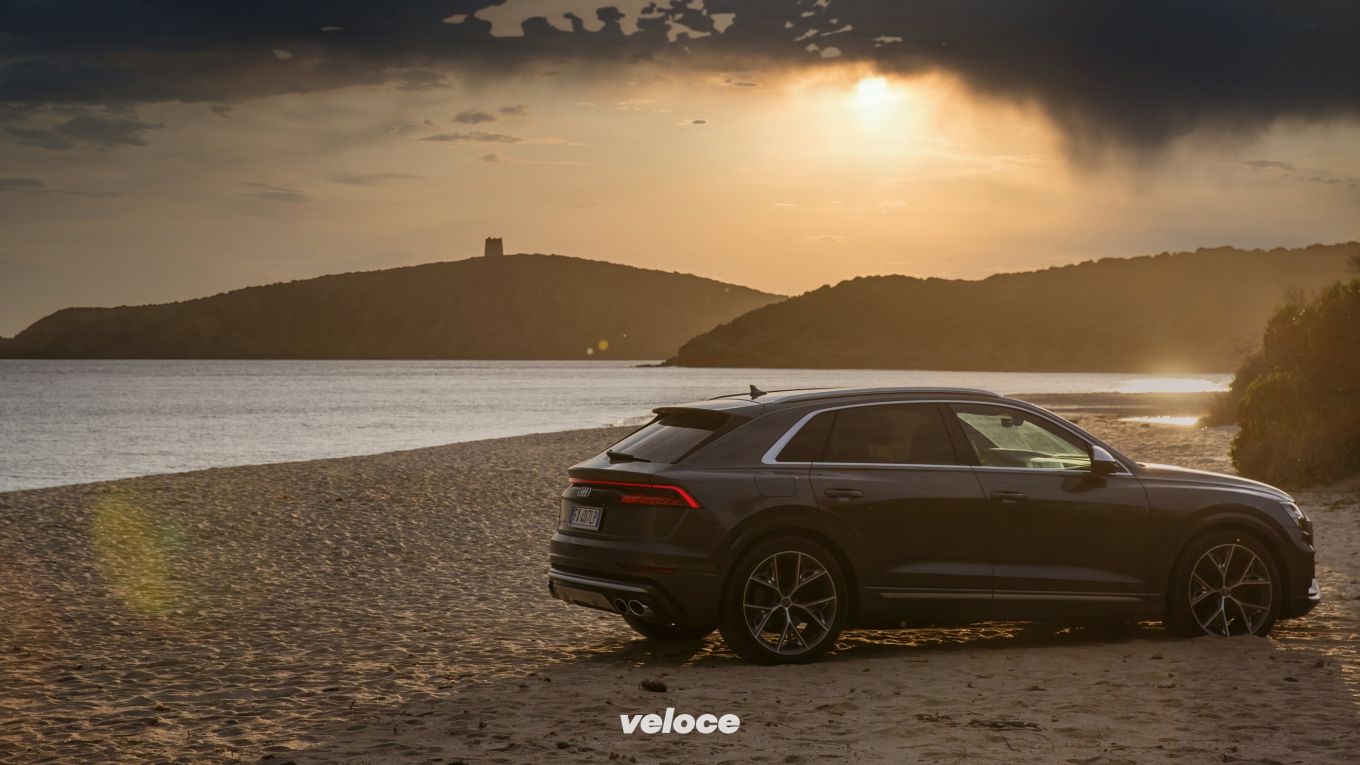 In Sardegna col suv. Anzi, le suv: Audi Q5, Q7 e SQ8 In Sardegna col suv. Anzi, le suv: Audi Q5, Q7 e SQ8