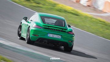 porsche-cayman-gts-green-40 porsche-cayman-gts-green-40