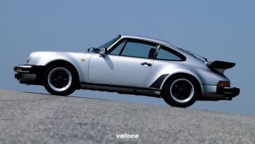 PORSCHE-911-Turbo--930--2987_72