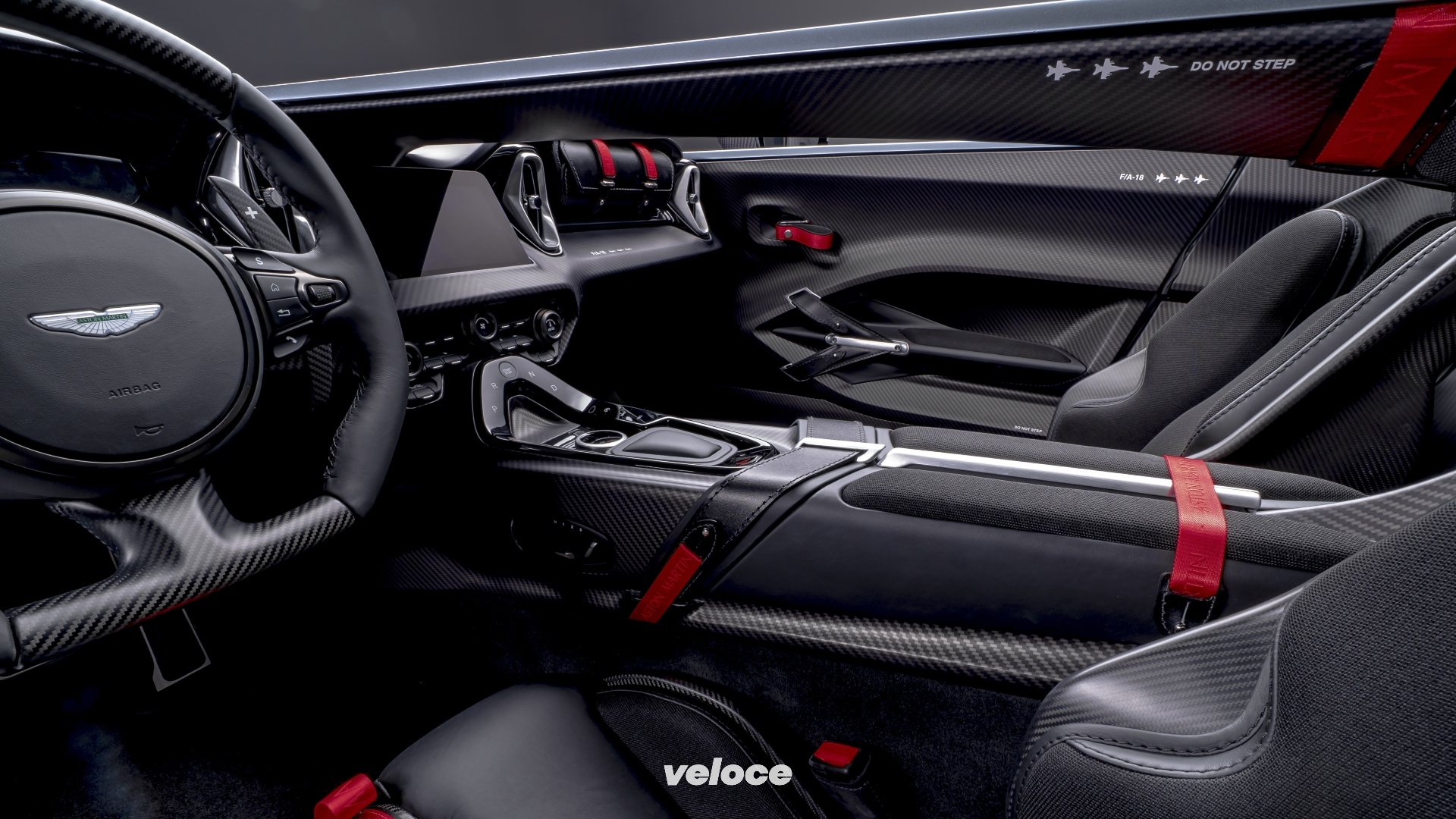 aston-martin-v12-speedster-5-jpg.