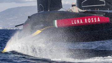 luna-rossa-pirelli-ac75-3
