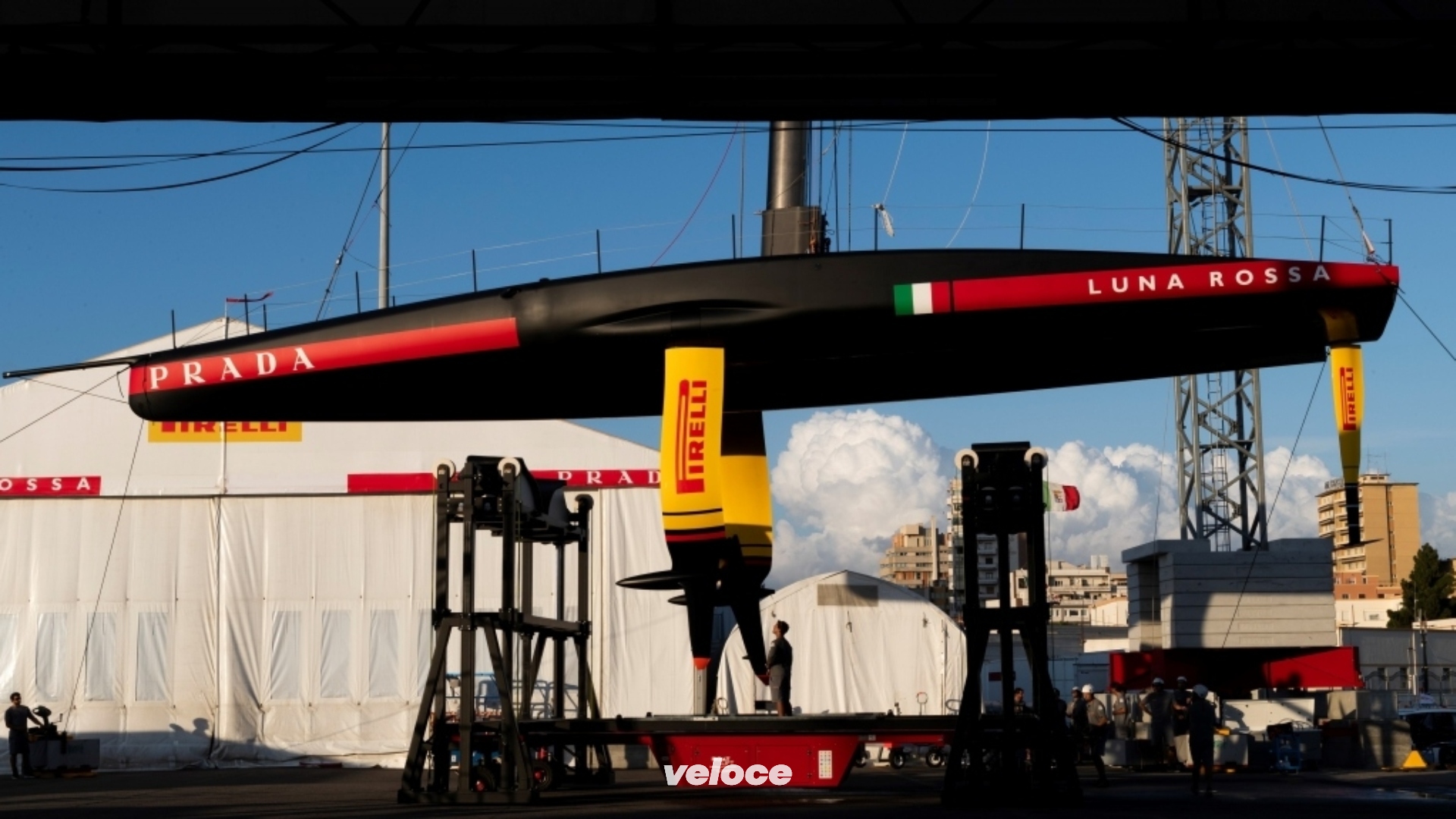 luna-rossa-pirelli-ac75-7