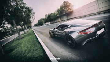 q_by_aston_martin_one-77_2