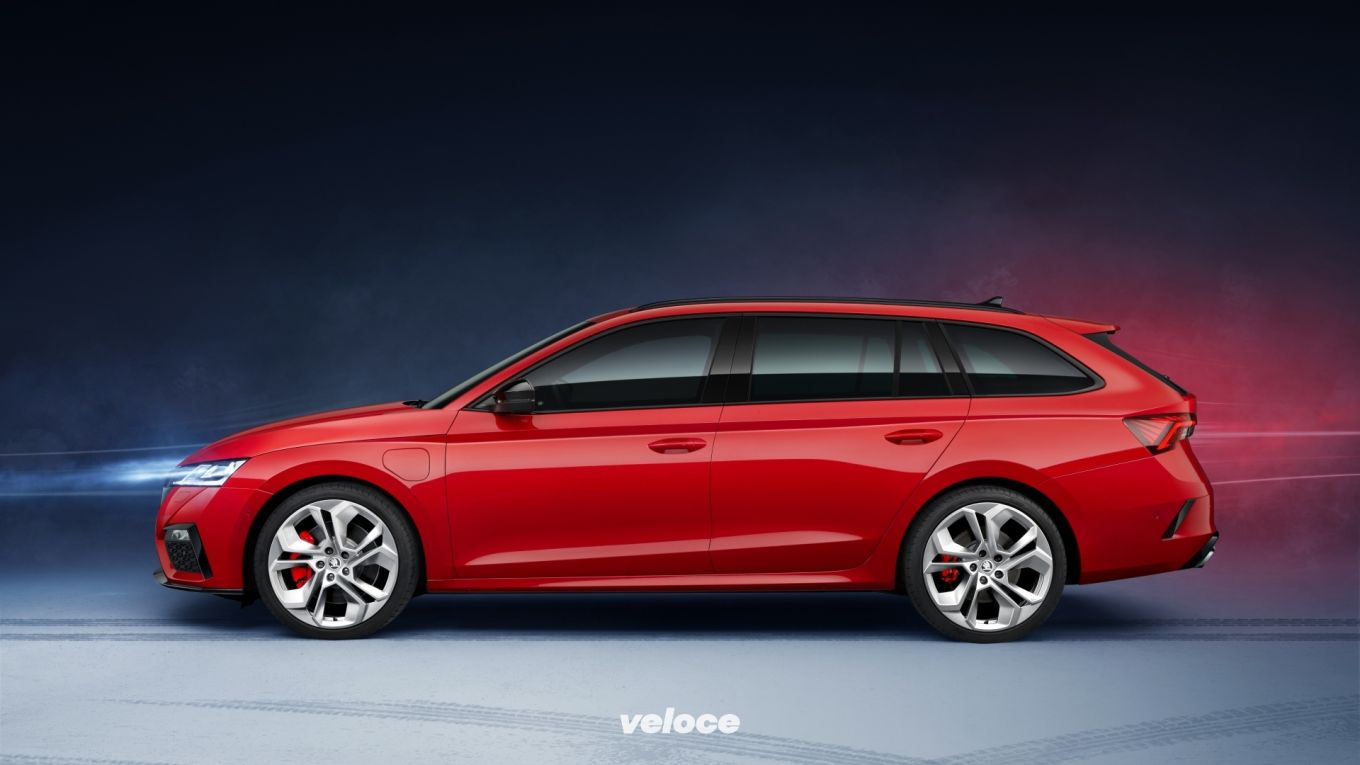 Škoda Octavia RS iV: la sportiva è ibrida Škoda Octavia RS iV: la sportiva è ibrida