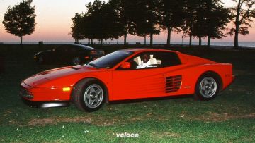 4-Michael-Jordan-Ferrari-Testarossa-2