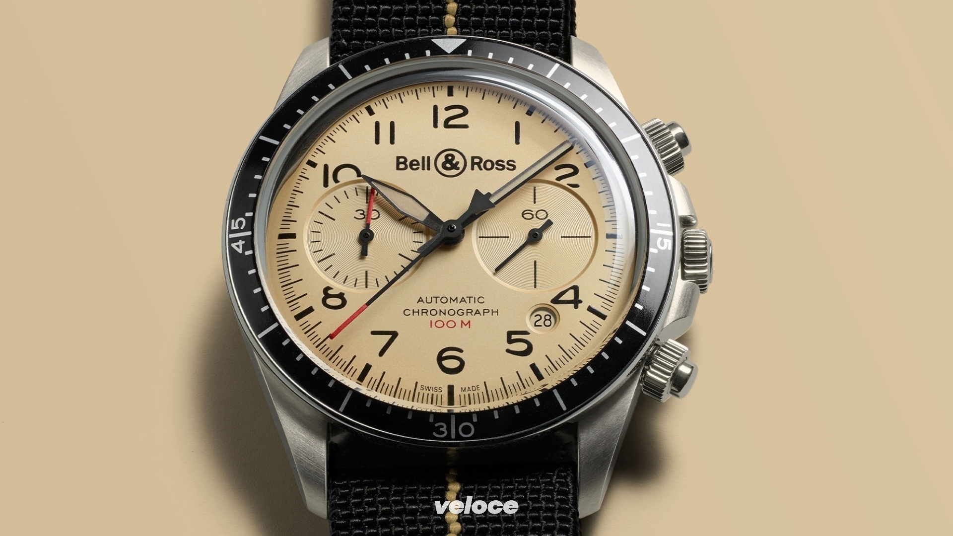 BRV294-Military-beige-pers-2560x1040 BRV294-Military-beige-pers-2560x1040