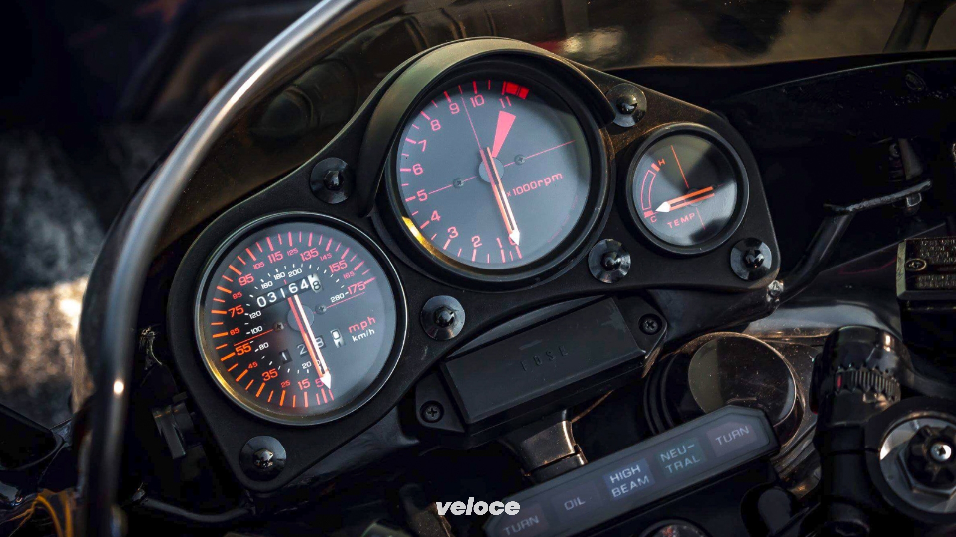 Honda VF1000R (JC) - (15)-X3 Honda VF1000R (JC) - (15)-X3