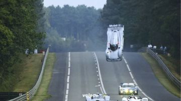 Mark Webber - Mercedes-Benz CLR Mark Webber - Mercedes-Benz CLR