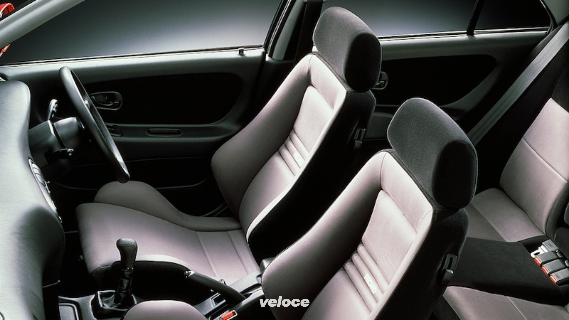 mitsubishi_lancer_gsr_evolution_3