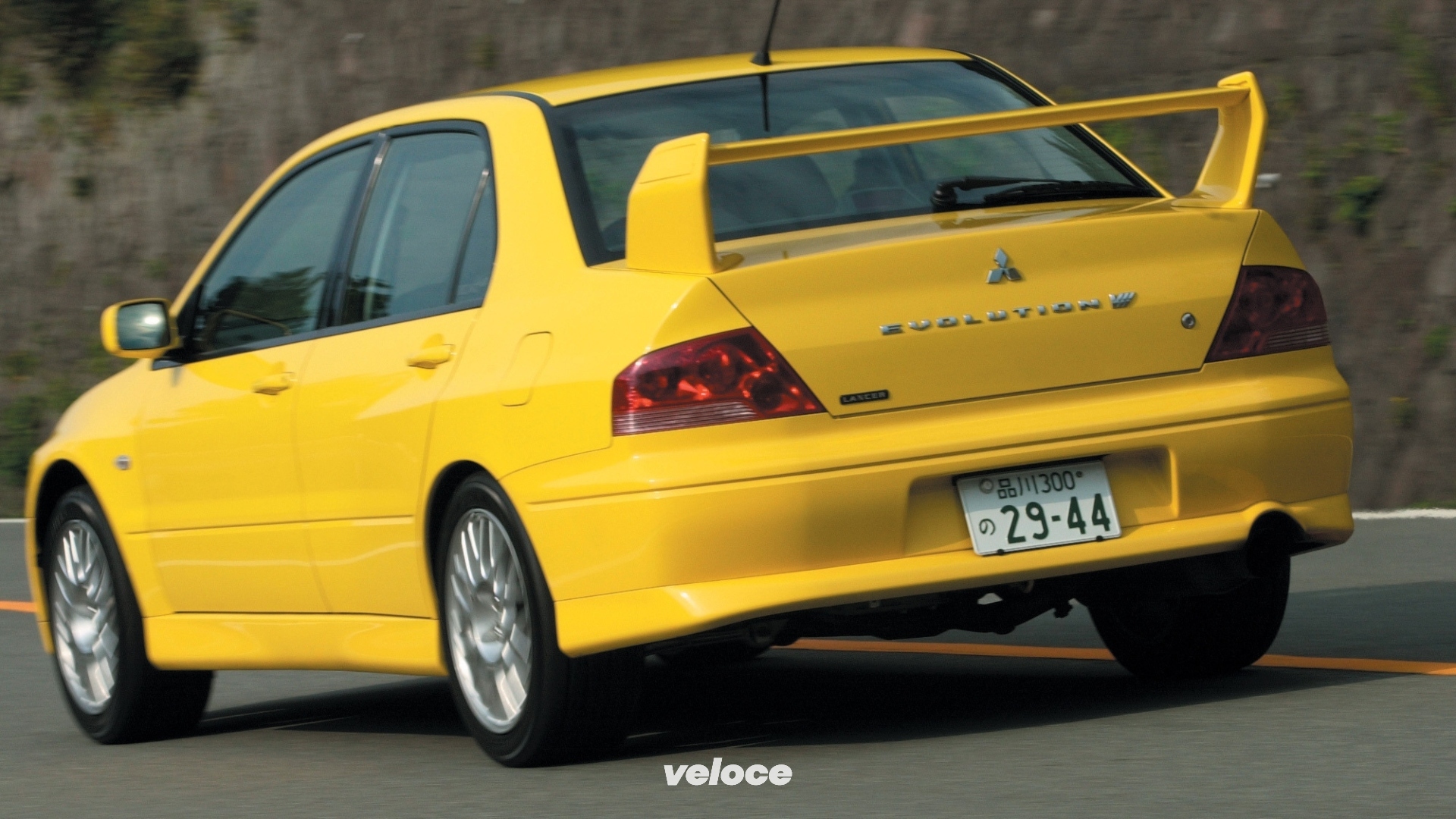 mitsubishi_lancer_gsr_evolution_vii_54