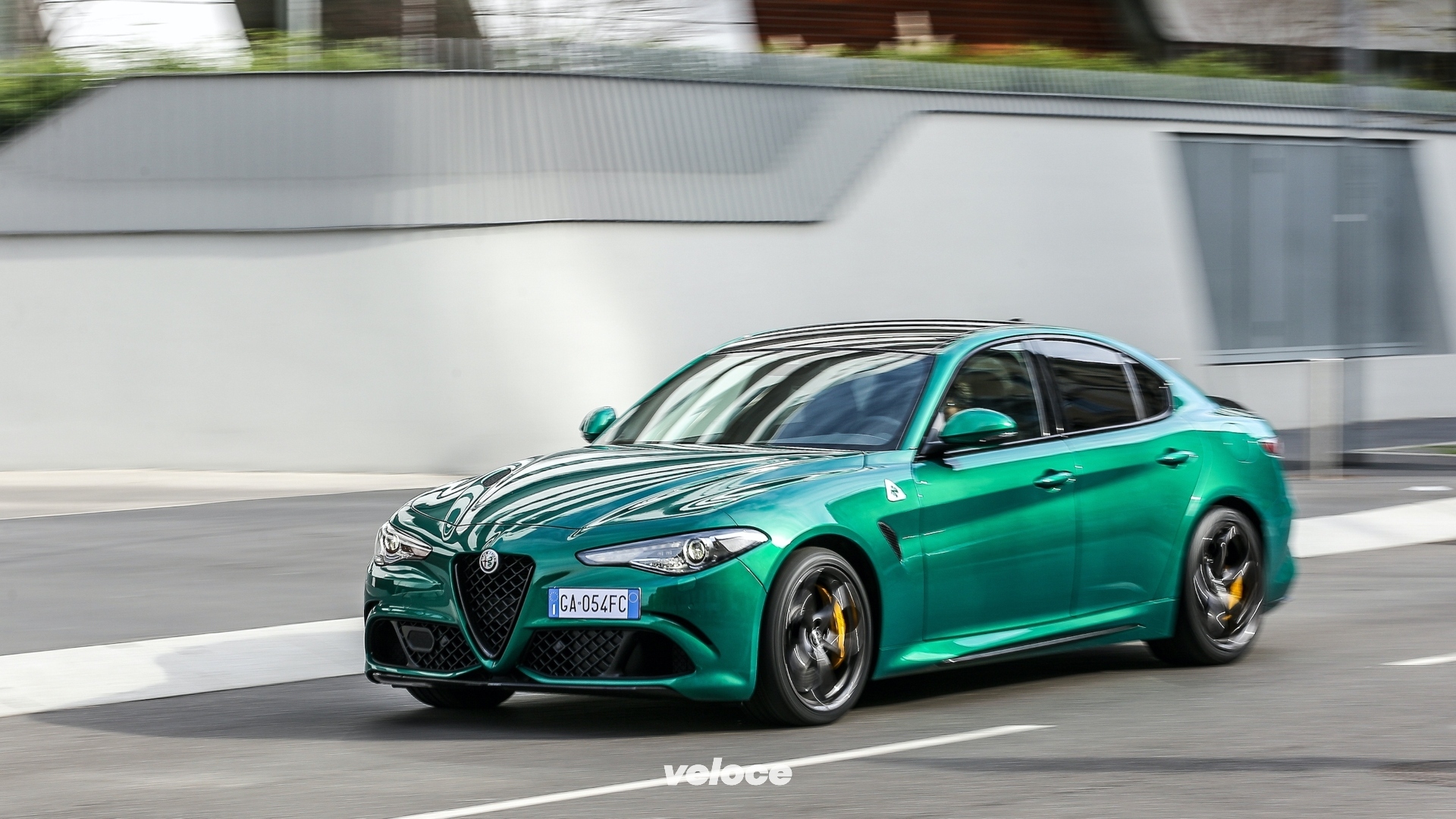 Alfa Romeo Giulia Stelvio Quadrifoglio 2020 - 8 Alfa Romeo Giulia Stelvio Quadrifoglio 2020 - 8