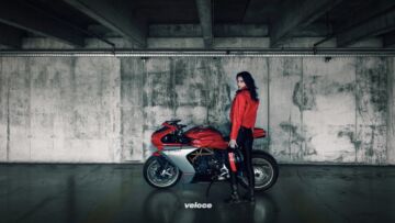 MV Agusta Superveloce 800 1 MV Agusta Superveloce 800 1