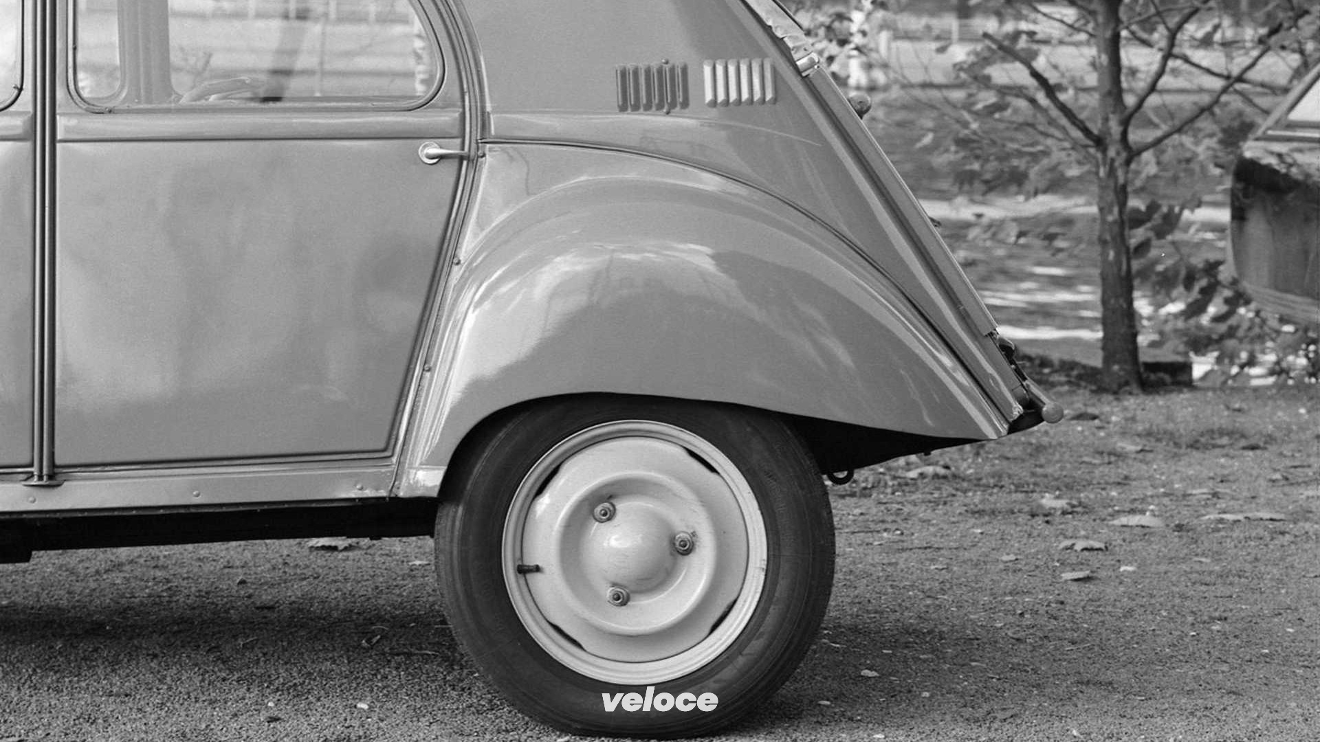 citroen_2cv_sahara_1960_bimotore_twin-engine_veloce_20 citroen_2cv_sahara_1960_bimotore_twin-engine_veloce_20