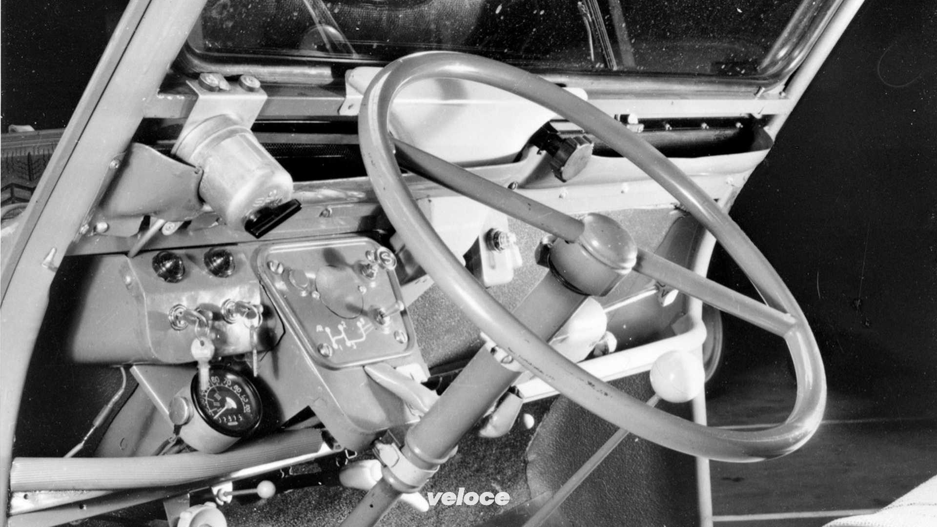 citroen_2cv_sahara_1960_bimotore_twin-engine_veloce_21 citroen_2cv_sahara_1960_bimotore_twin-engine_veloce_21