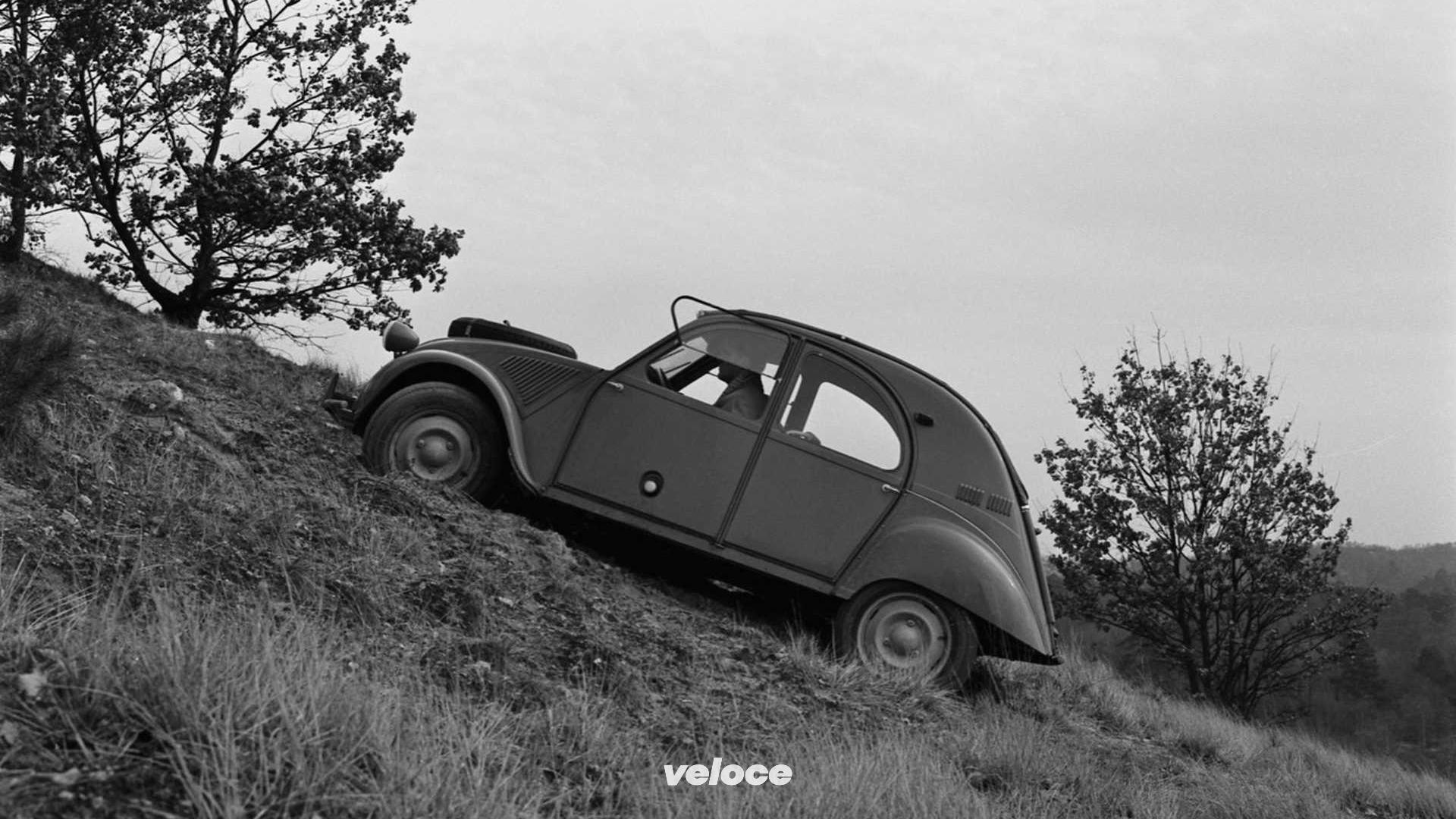 citroen_2cv_sahara_1960_bimotore_twin-engine_veloce_7 citroen_2cv_sahara_1960_bimotore_twin-engine_veloce_7