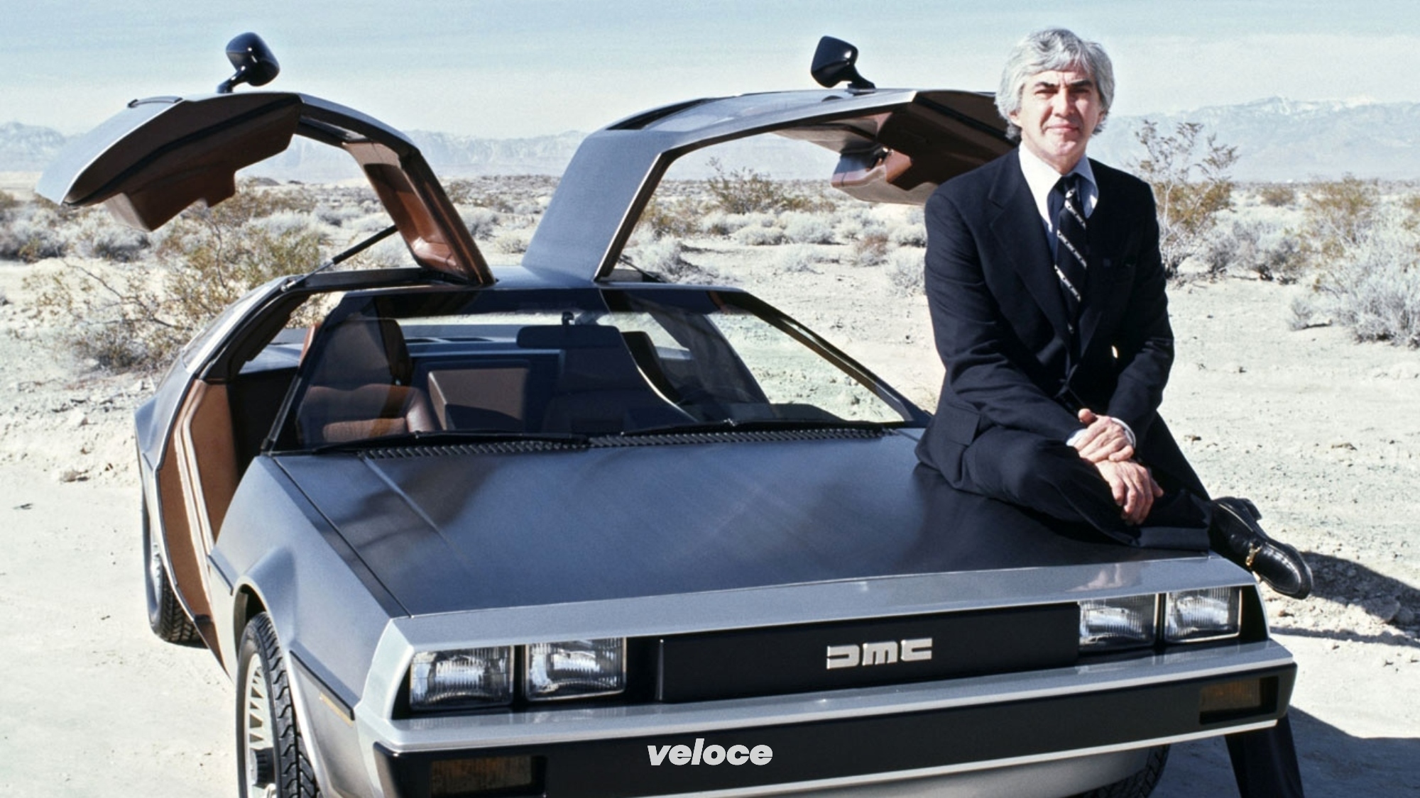 4. Prototipo finito DeLorean DMC-12 4. Prototipo finito DeLorean DMC-12