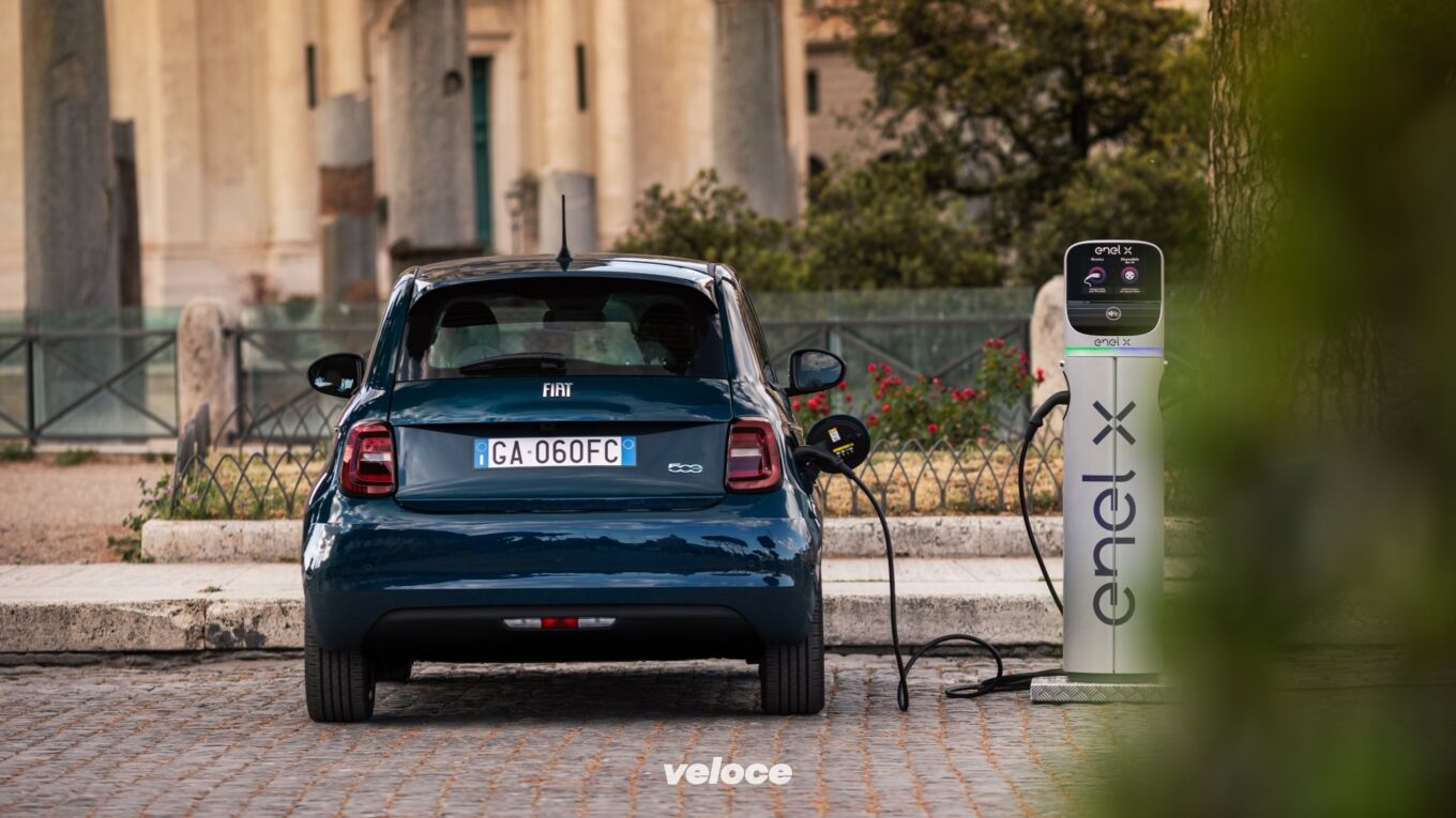 Fiat Nuova 500: ora è anche berlina Fiat Nuova 500: ora è anche berlina