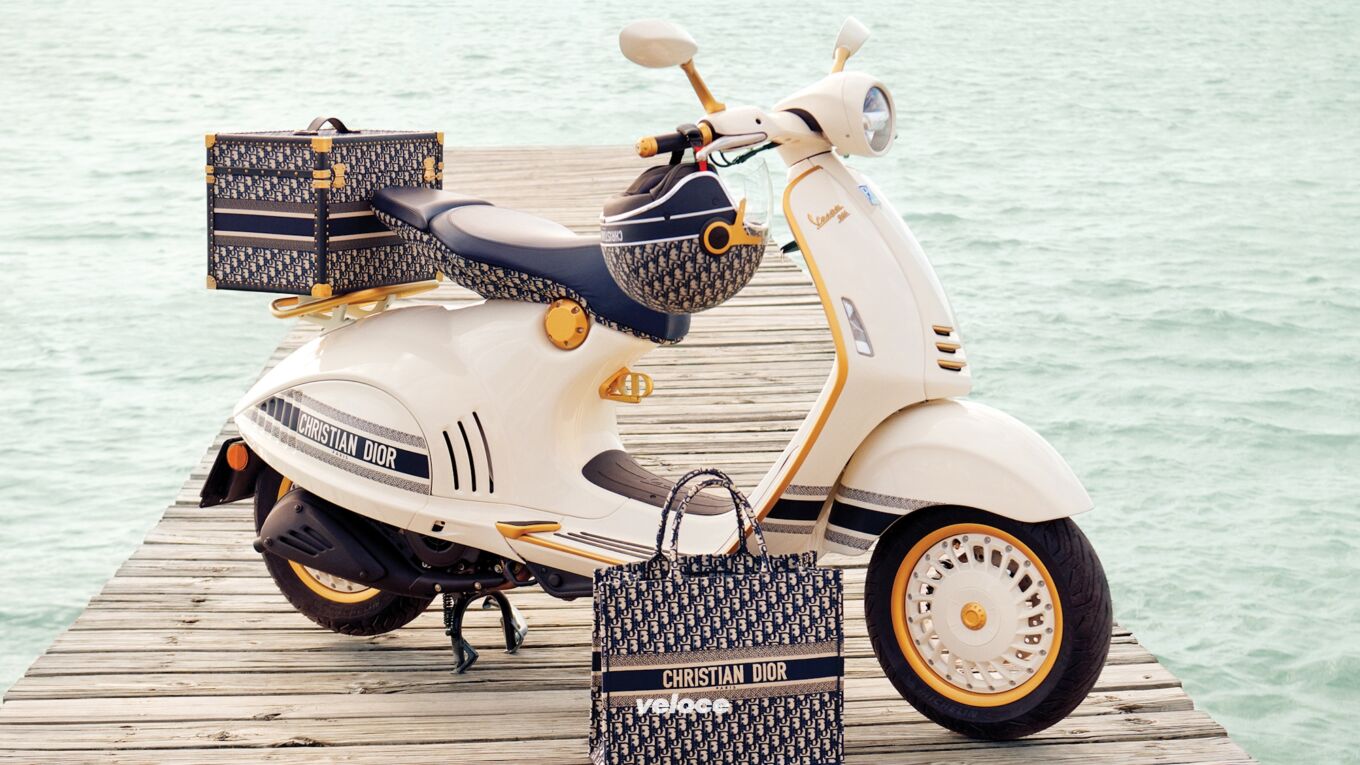 Finalmente una Vespa come Dior comanda Finalmente una Vespa come Dior comanda