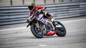 Aprilia Tuono V4X 8 Aprilia Tuono V4X 8