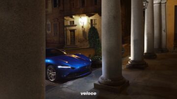 Ferrari Roma Blu Corsa 48